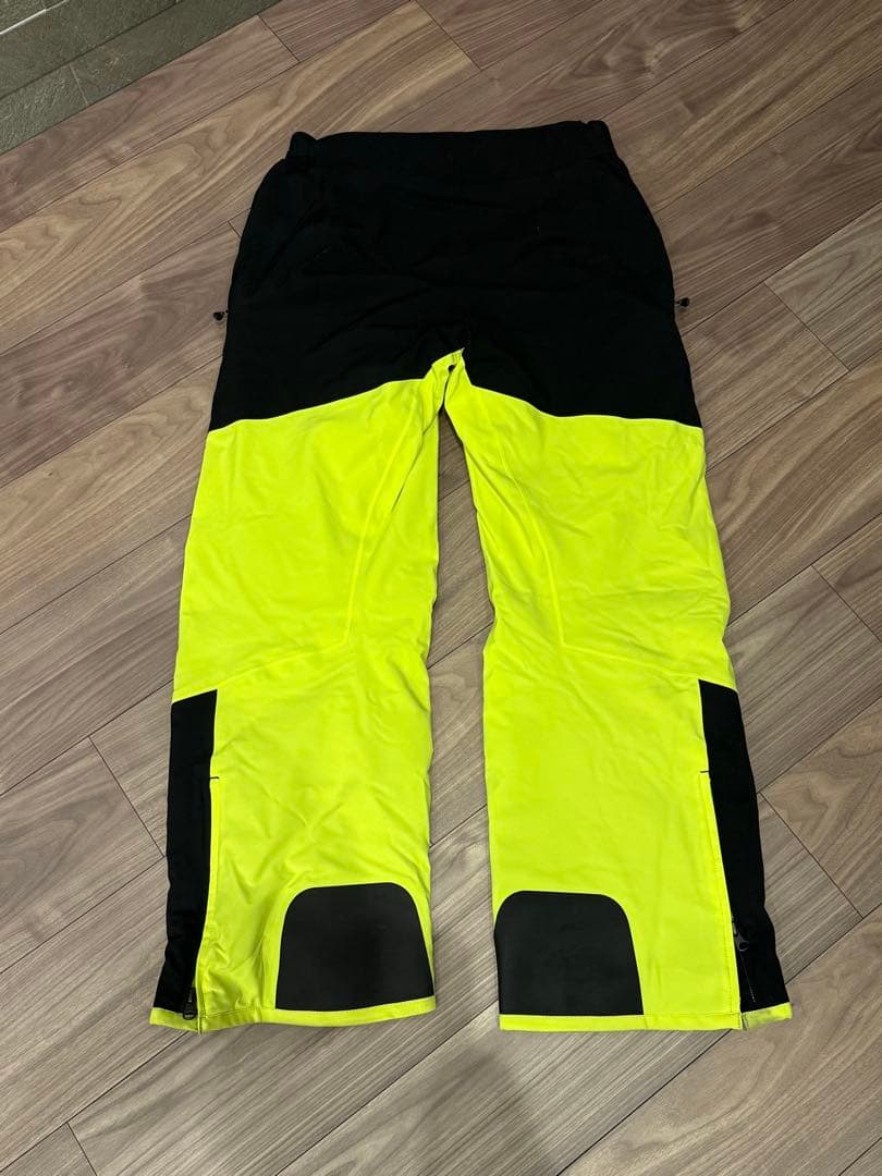 （希少）オンヨネ　スキーウェア 上下M サイズ　GAME ゼブラ柄