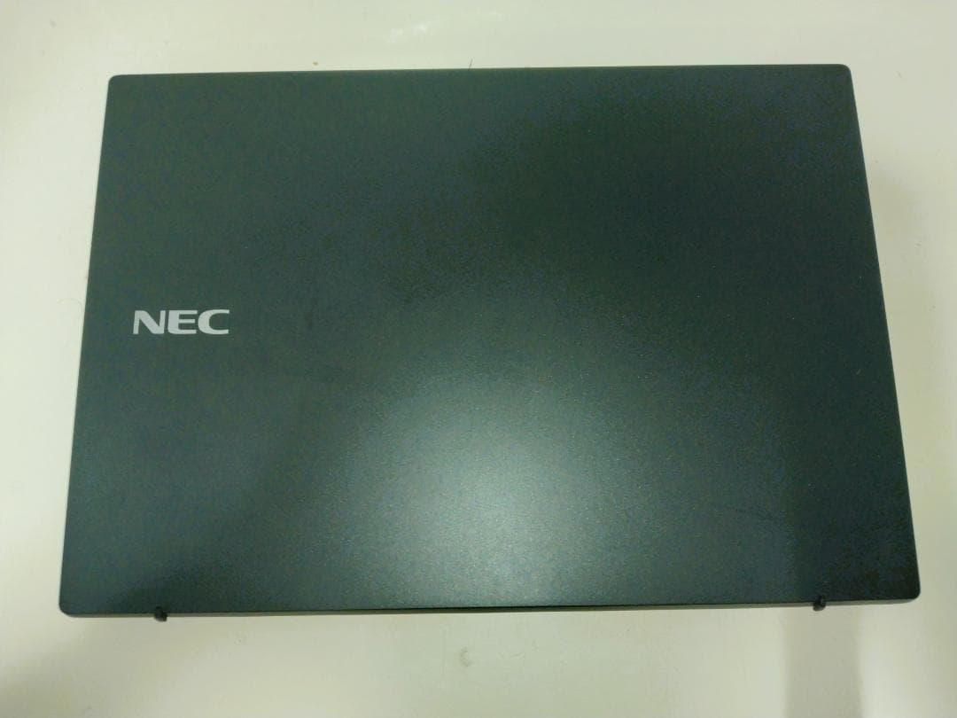 VersaPro Corei5-8265U SSD256GB＋VGA変換アダプタ