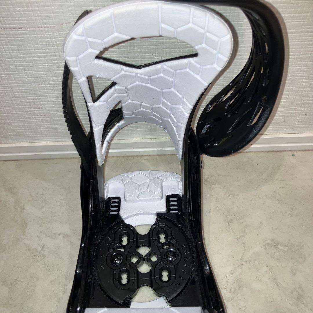 美品　BURTON バートン　スノーボード ビンディング　スモールズ　ジュニア