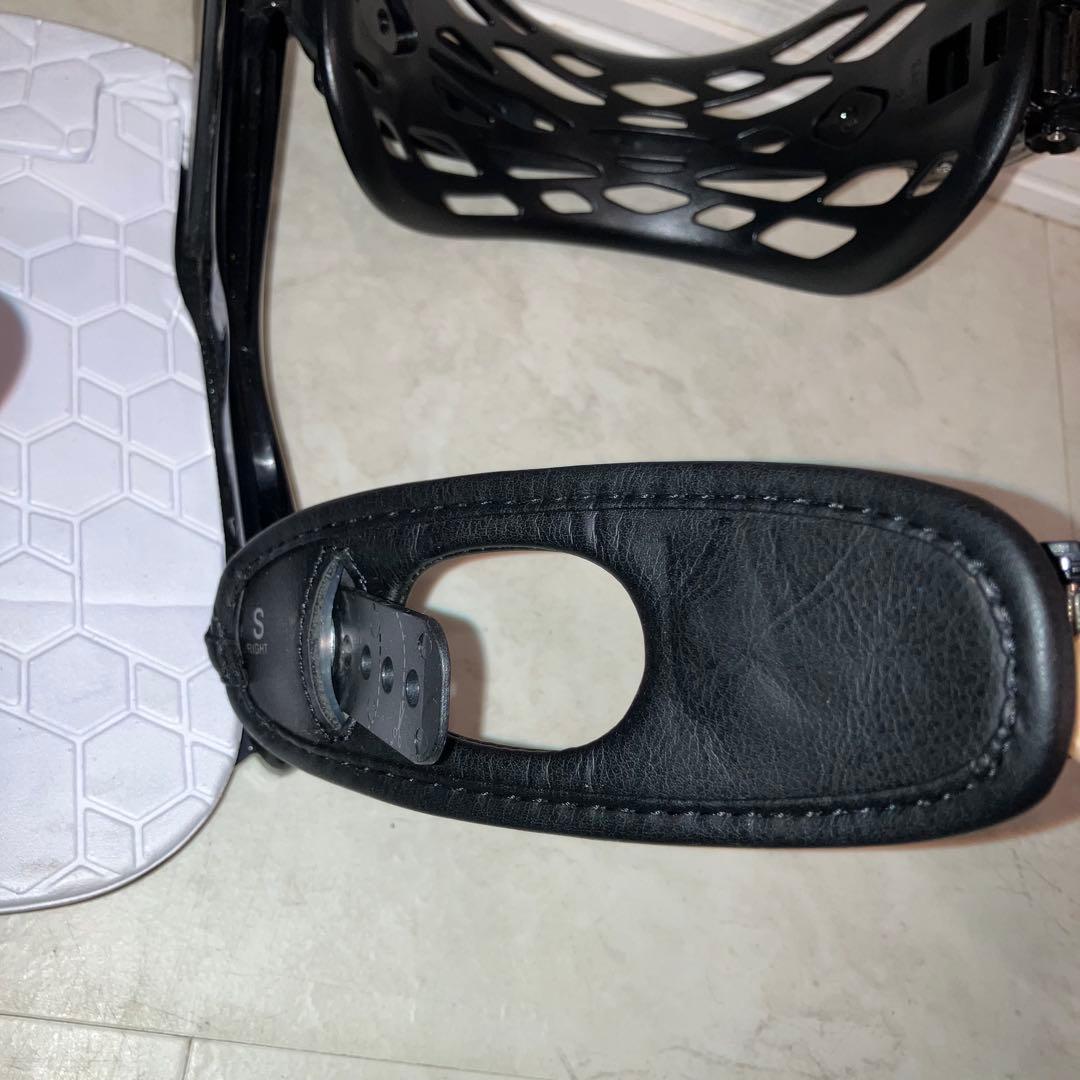 美品　BURTON バートン　スノーボード ビンディング　スモールズ　ジュニア