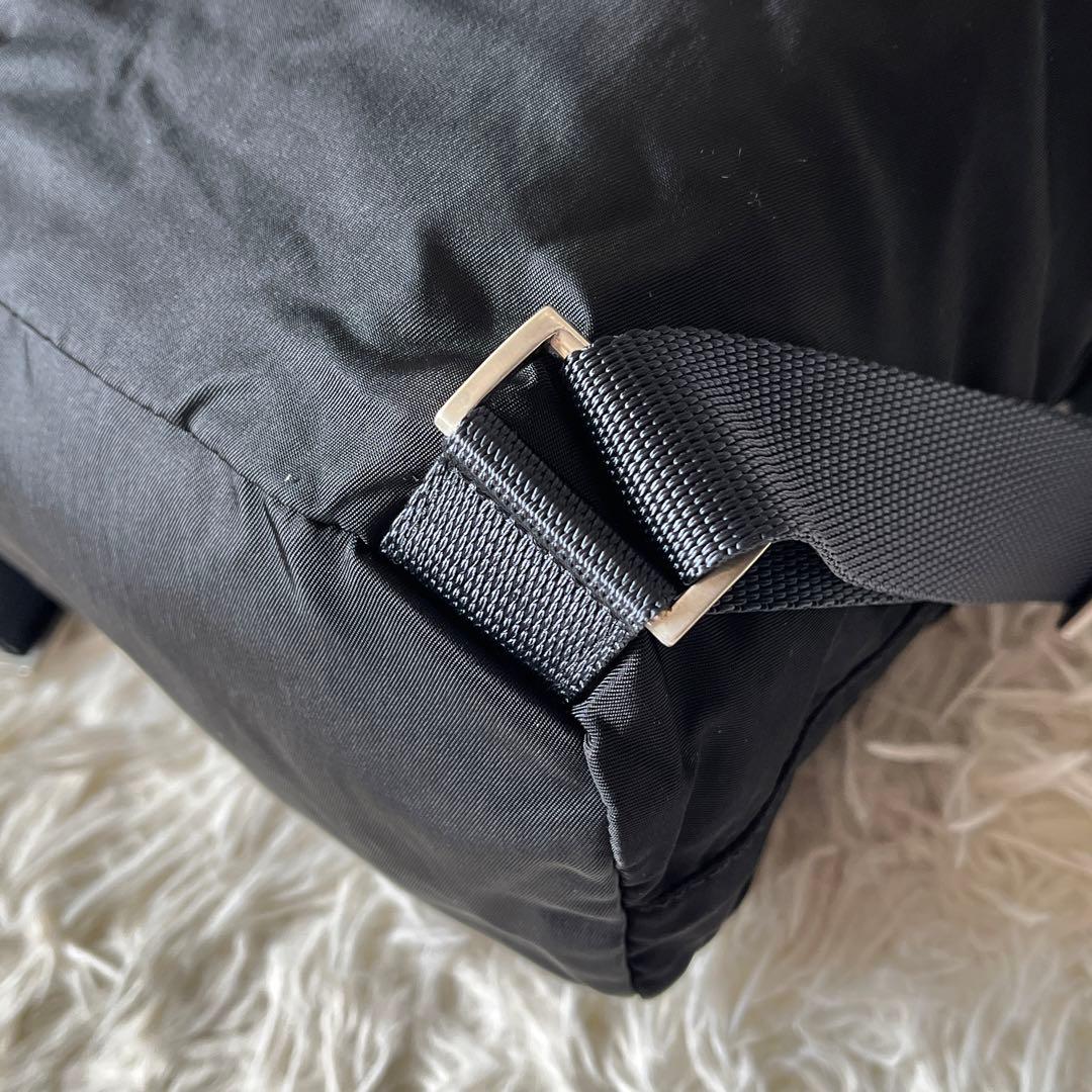 美品✨PRADA プラダ　B6677F リュックナイロン　三角ロゴ　ブラック