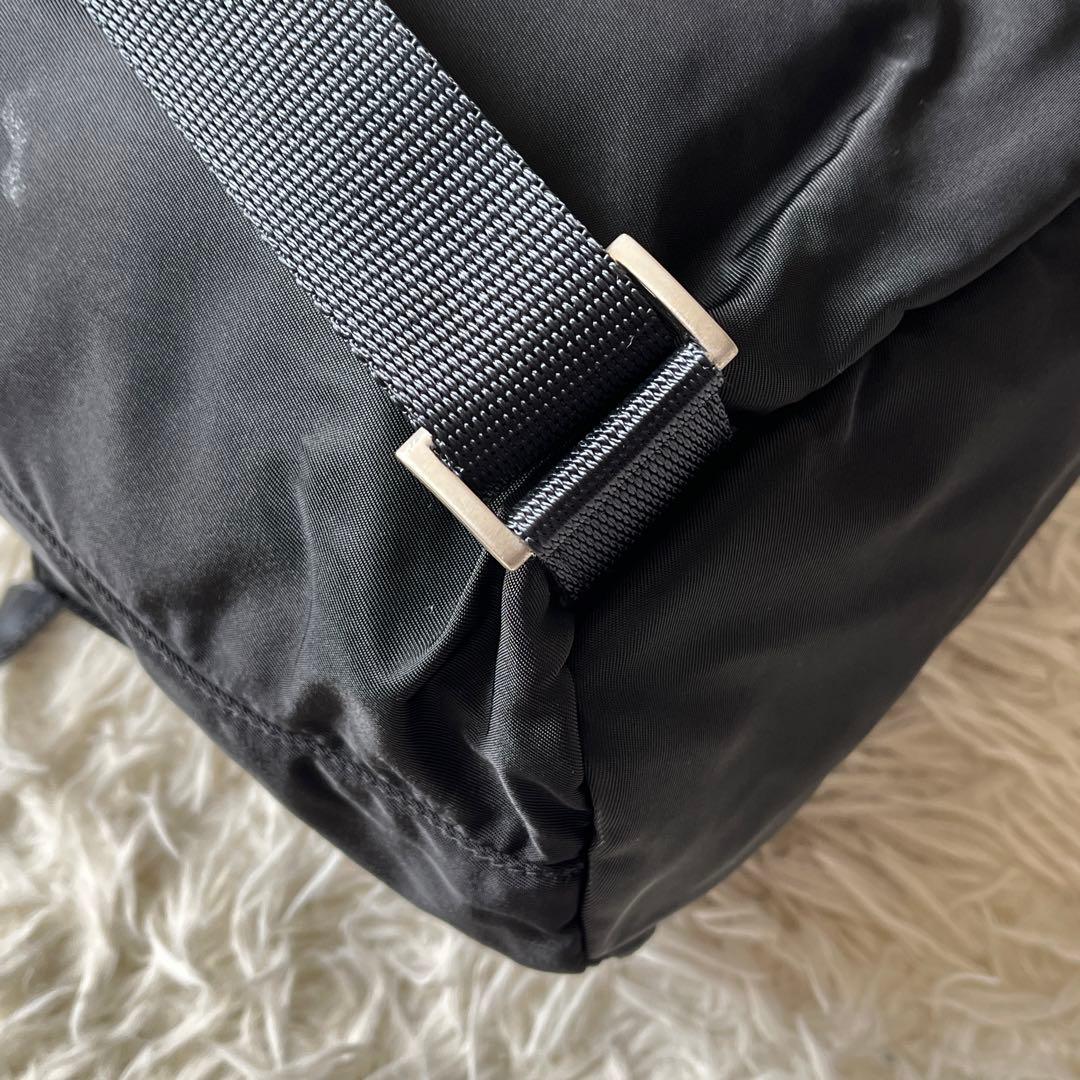 美品✨PRADA プラダ　B6677F リュックナイロン　三角ロゴ　ブラック