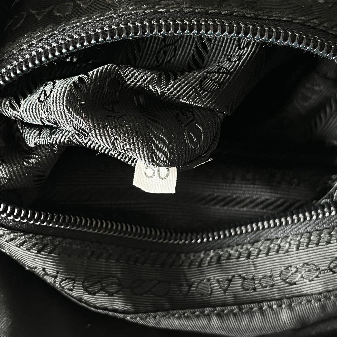 美品✨PRADA プラダ　B6677F リュックナイロン　三角ロゴ　ブラック