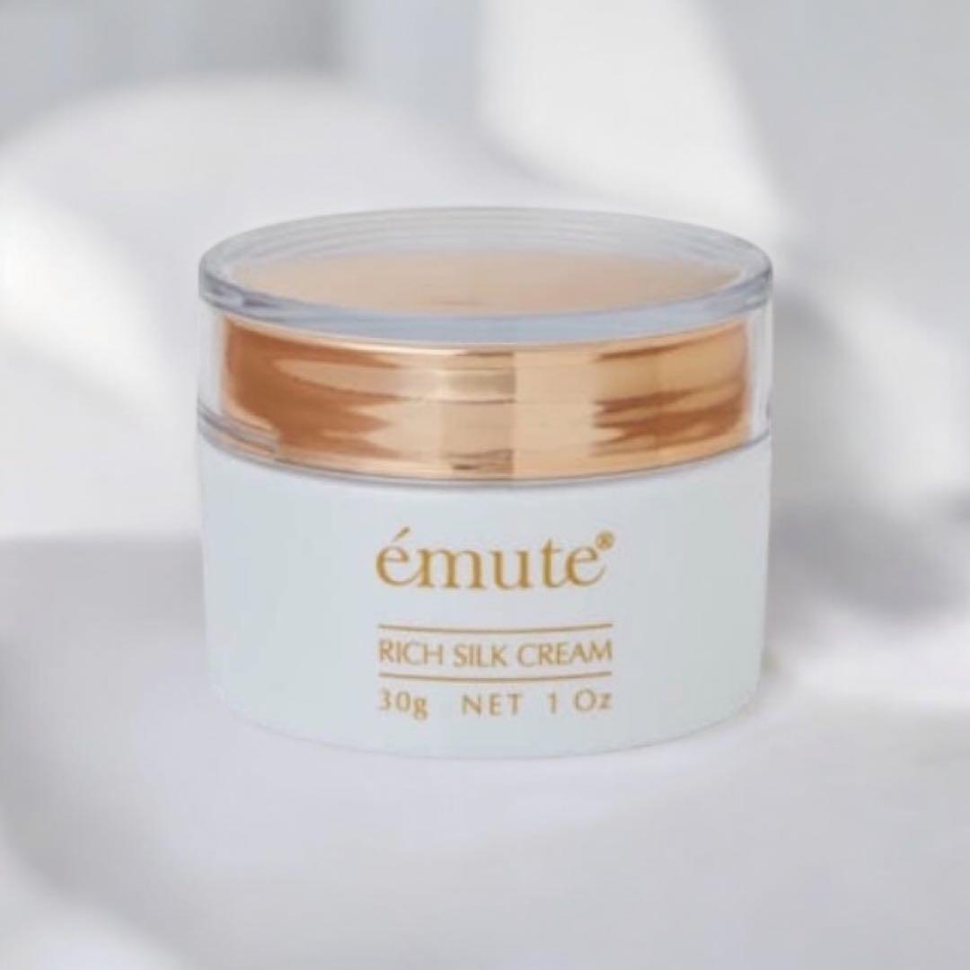 エミューテリッチプラセラム　エミューテリッチシルククリーム　2点セット