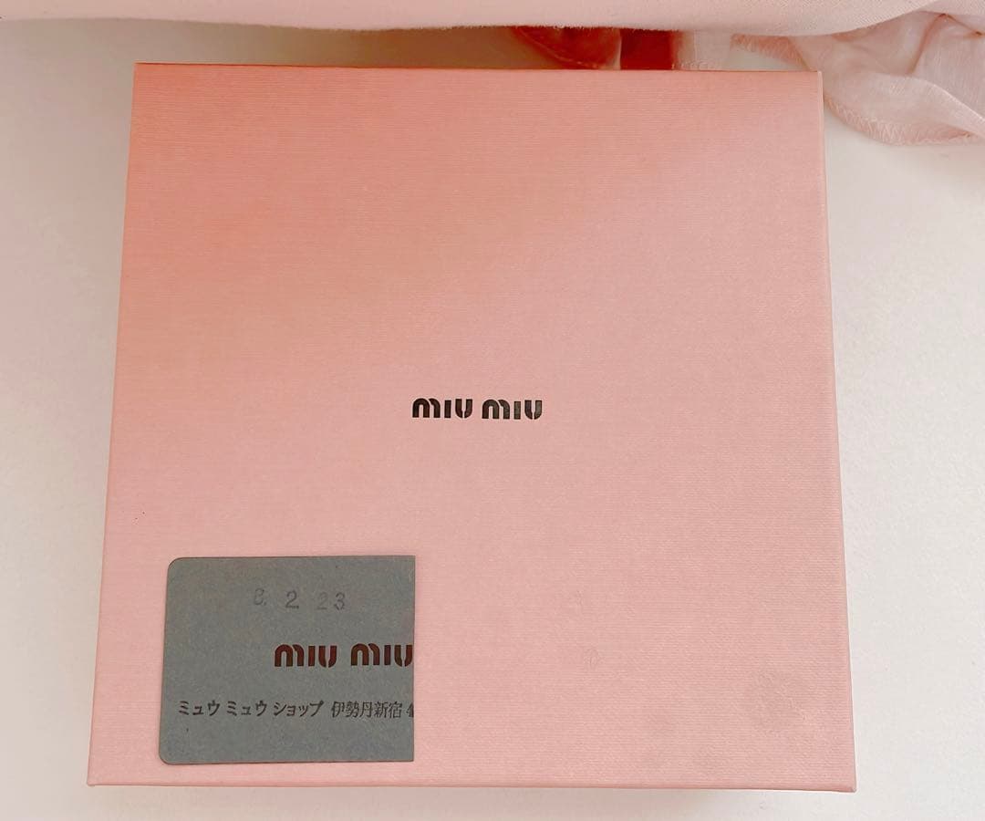 とこ　muumiu ミュウミュウ リボンカチューシャ　黒　プラダ