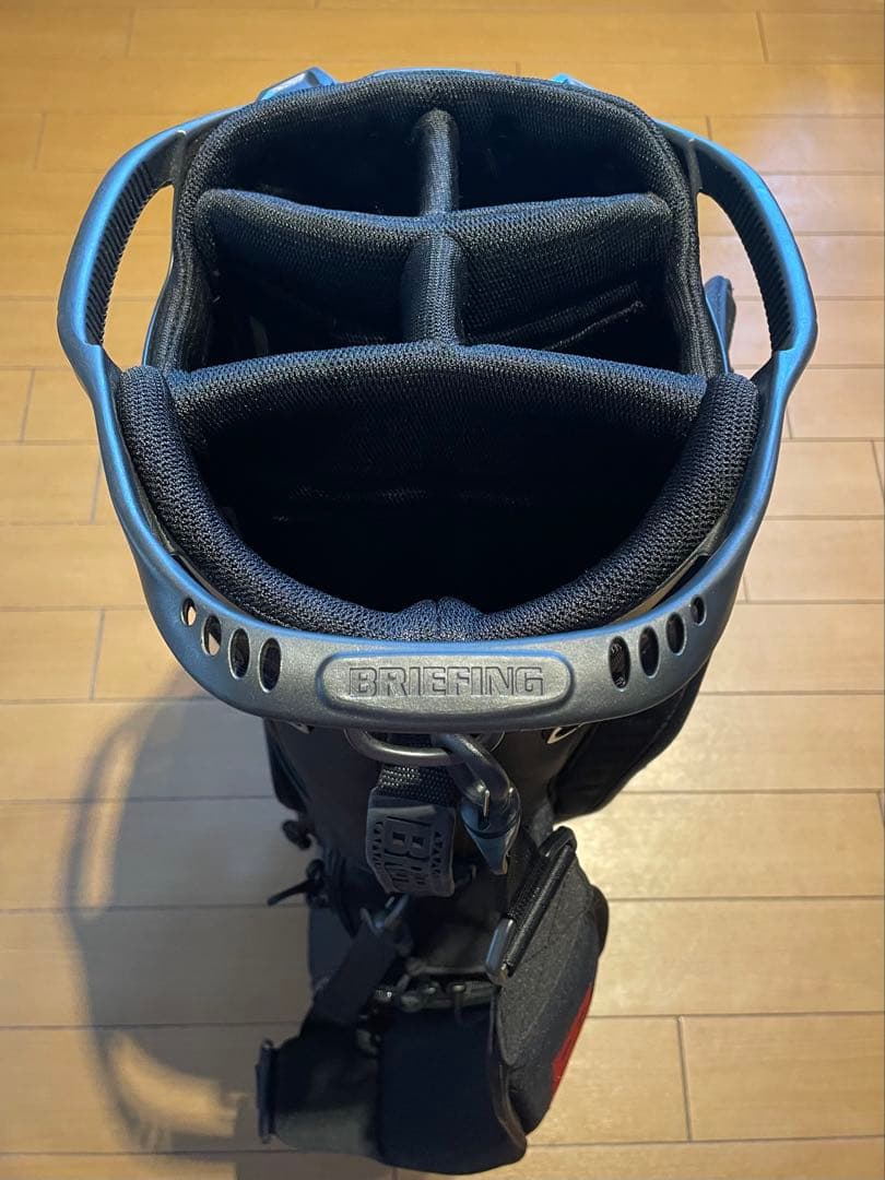 BRIEFING・ブリーフィング　キャディバッグ　スタンド付き