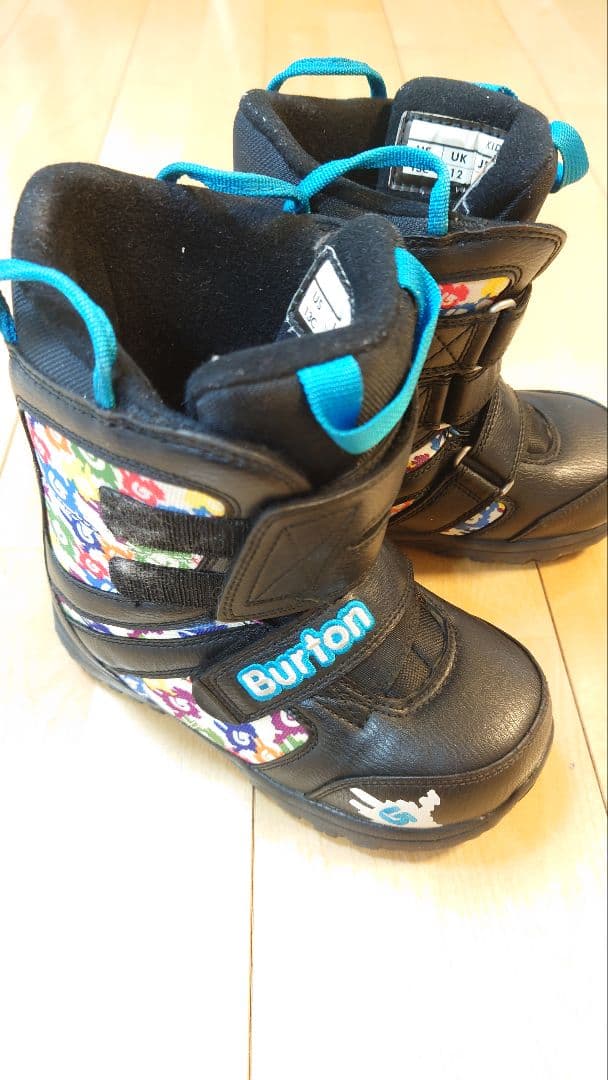キッズスノーボード　板・バインディング・ブーツ3点セット