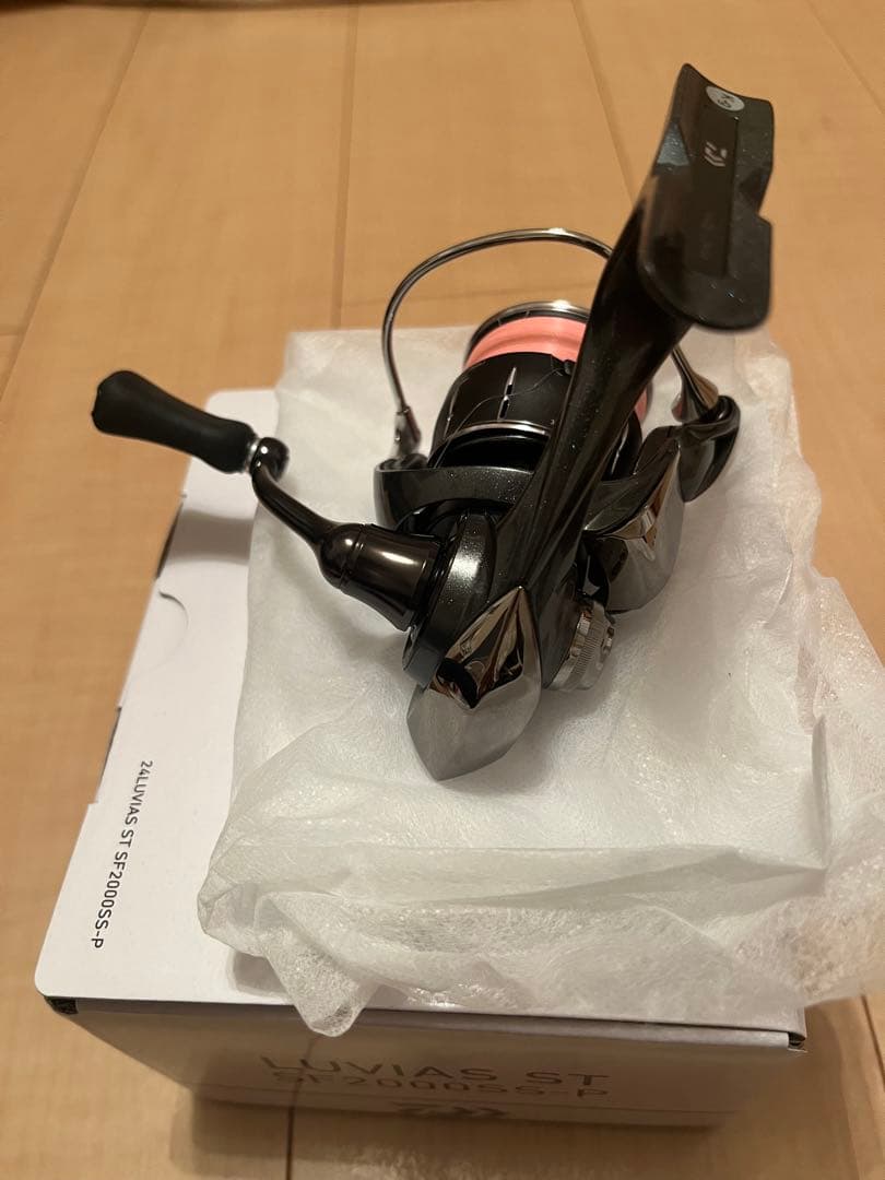 ダイワ　24ルビアスST SF2000SS-P スピニングリール