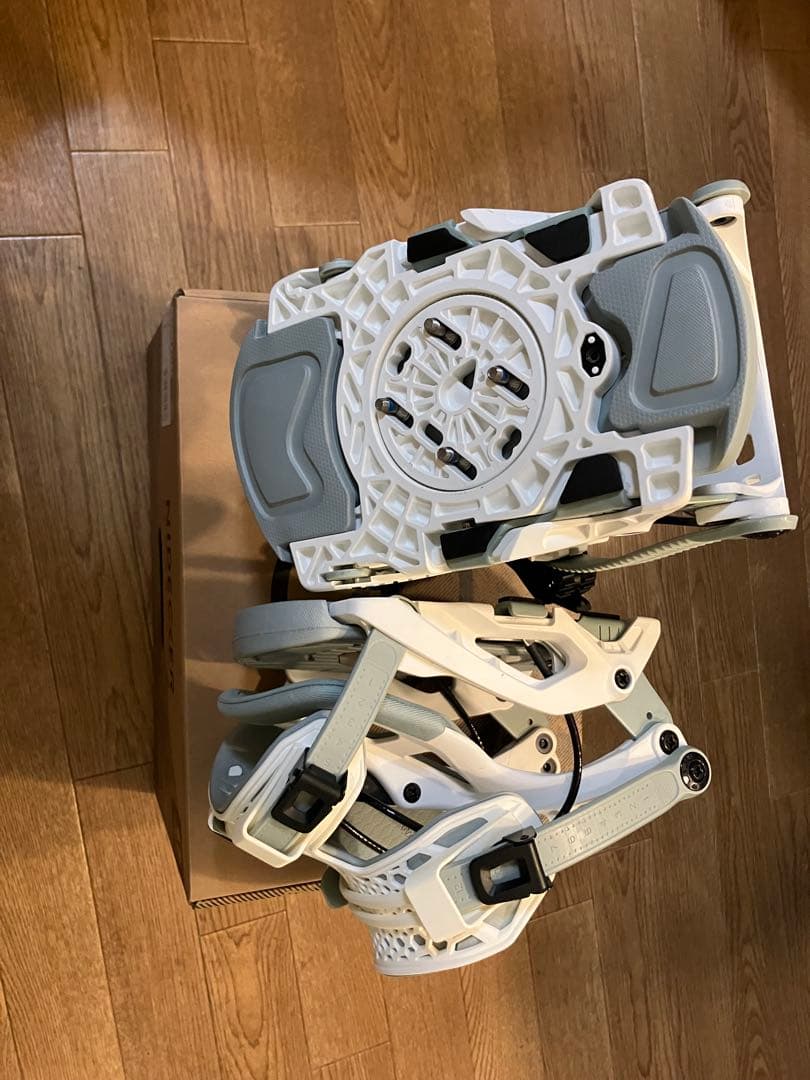 NIDECKER FLOW FUSE ビンディング ホワイト Lサイズ