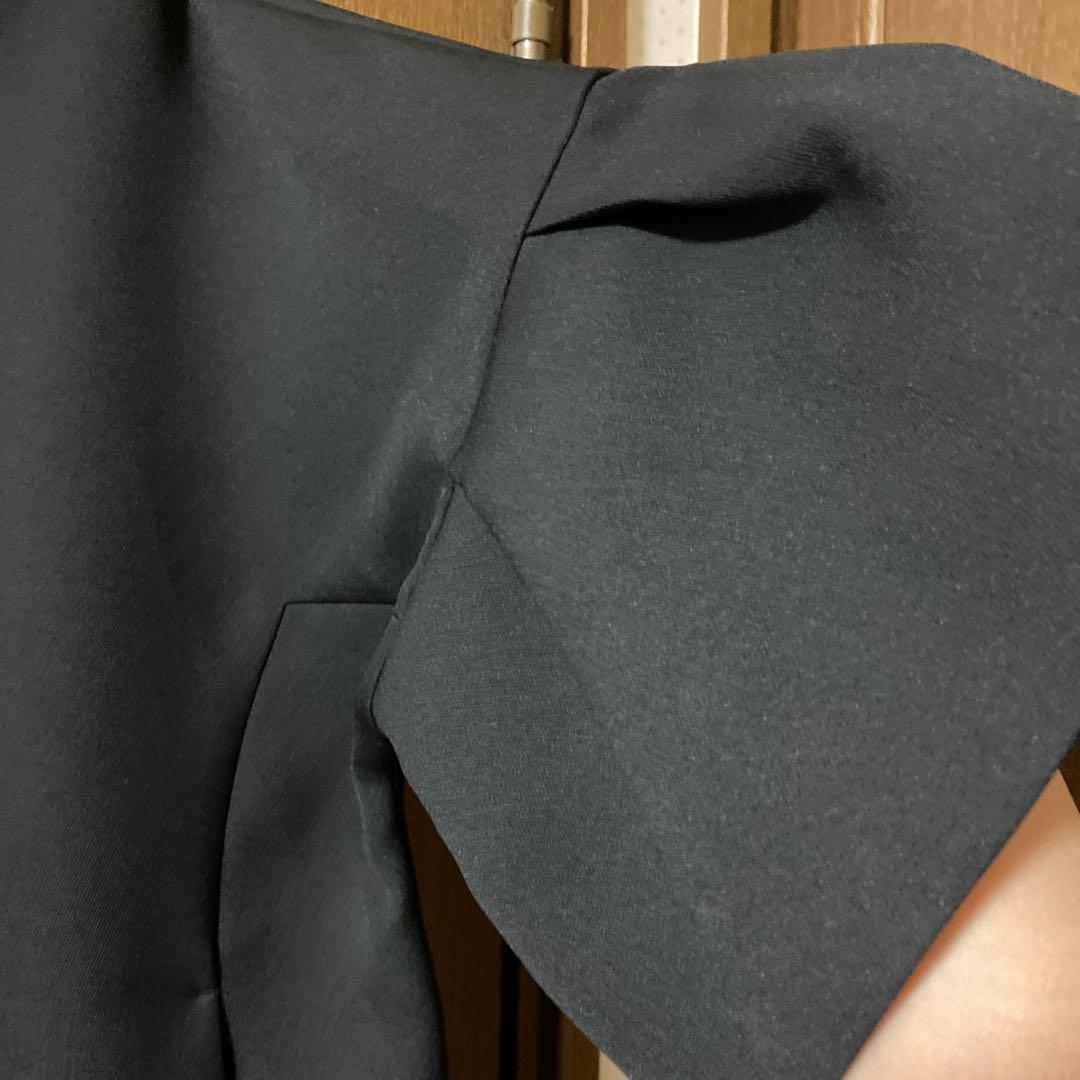 昨年春物タグ付未使用♡tobechicベルスリーブケープ