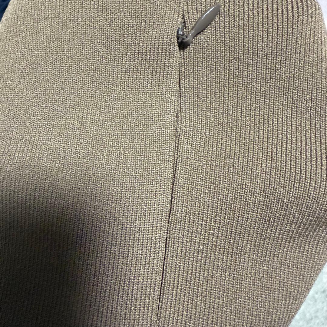 &MOSS ブラウン ニット素材　フード付きパーカー　ほぼ未使用　美品　サイズM