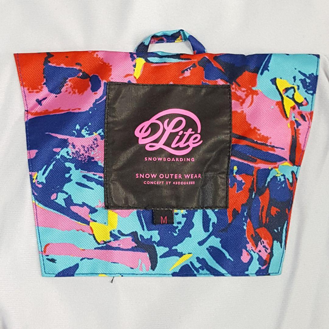 極美品　DLITE　レディース　スノーウェア　上下セット　スキー　スノボー　M