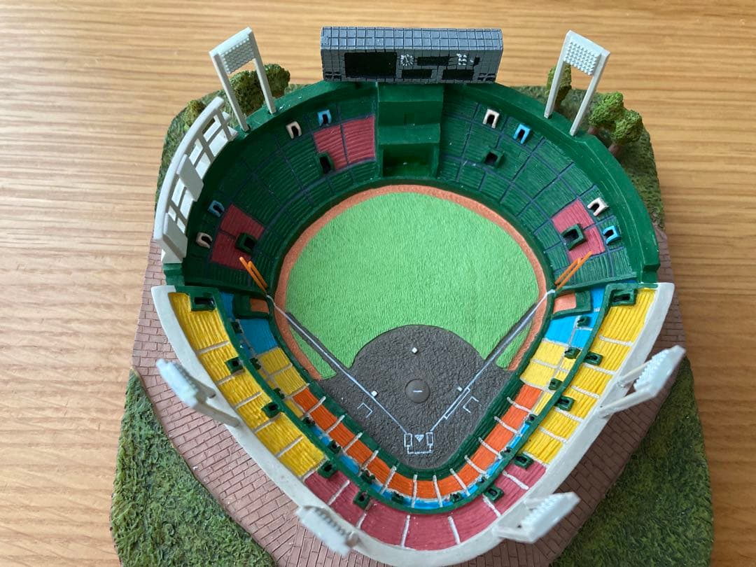 限定品！ 広島市民球場 メモリアルフィギュア 模型 夢と感動を