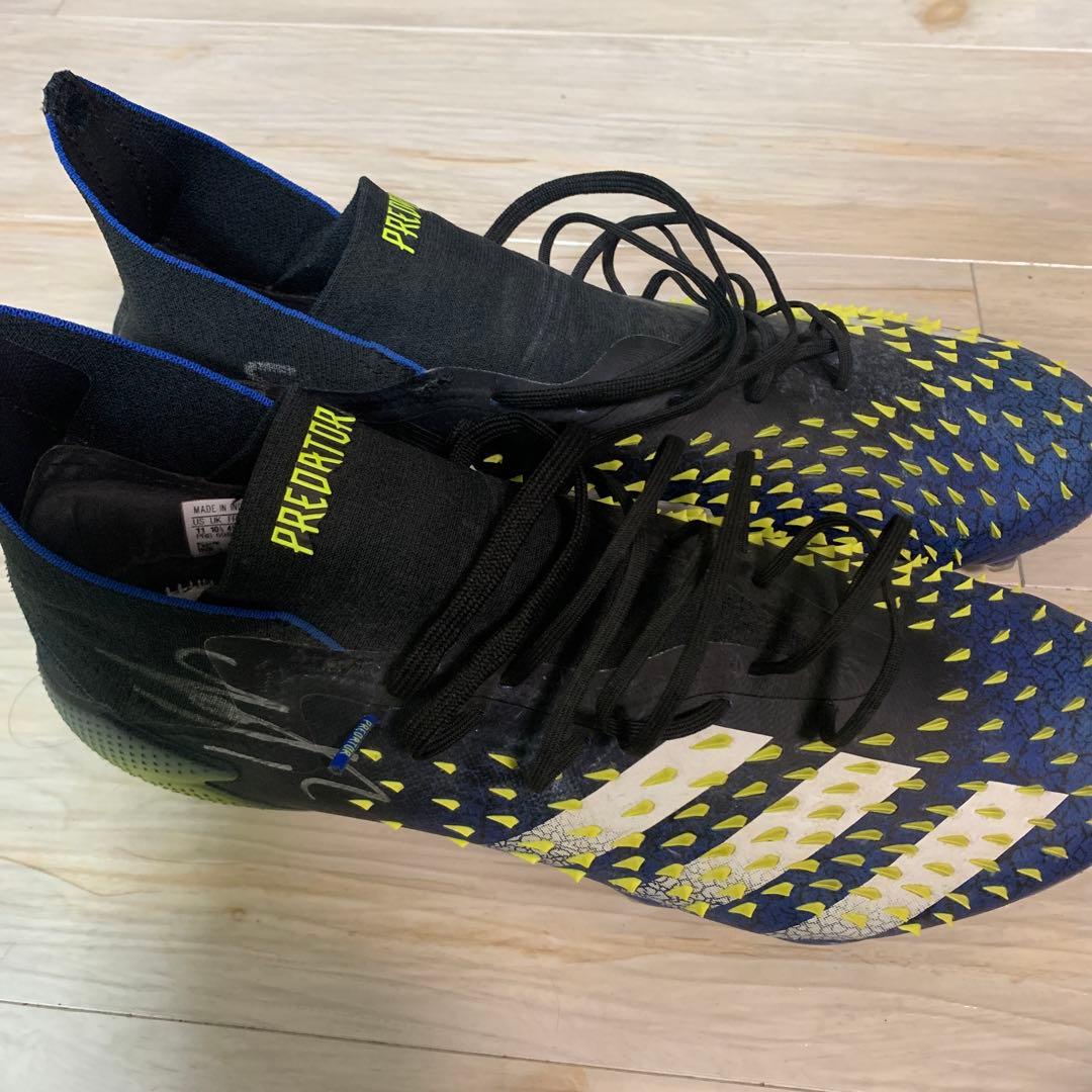 adidas Predator サッカーシューズ スパイク