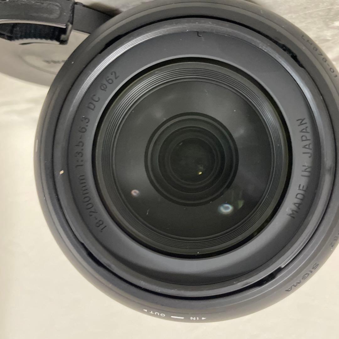 SIGMA 18-200mm F3.5-6.3 DC OSレンズ