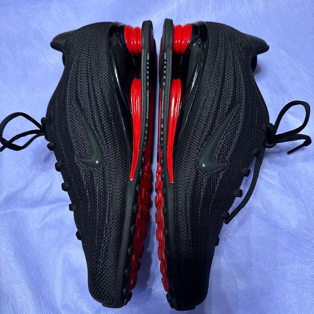 NIKE SHOX Z /ナイキウィメンズスニーカー ブラック/レッド