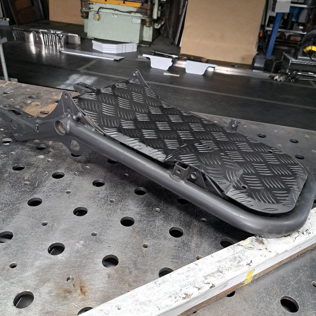 ホンダ　ズーマーリアフレーム