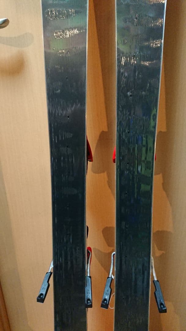 ATOMIC J4 未使用140㎝ 簡単調整229～336㎜ アトミックスキー板