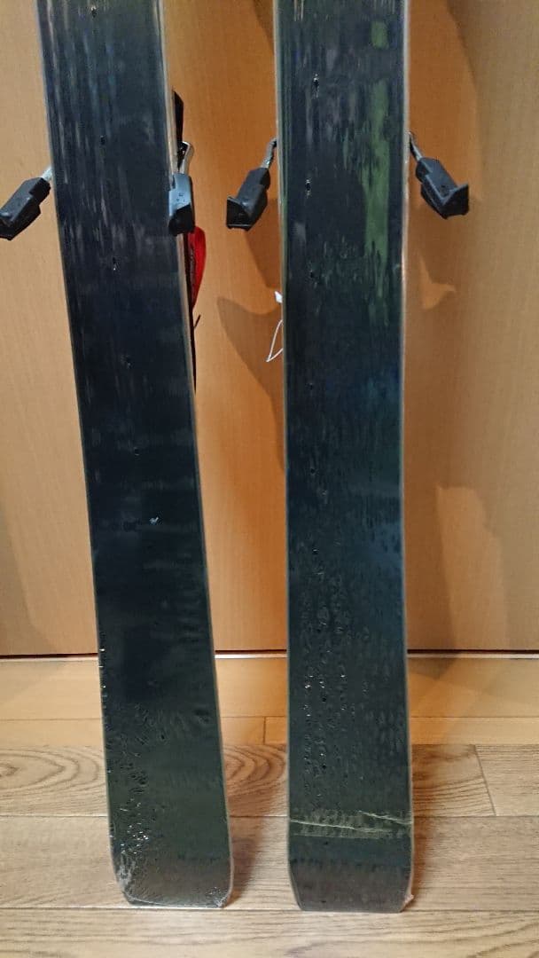 ATOMIC J4 未使用140㎝ 簡単調整229～336㎜ アトミックスキー板