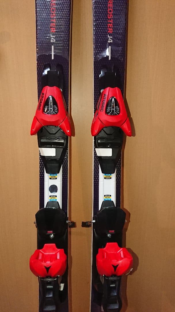 ATOMIC J4 未使用140㎝ 簡単調整229～336㎜ アトミックスキー板