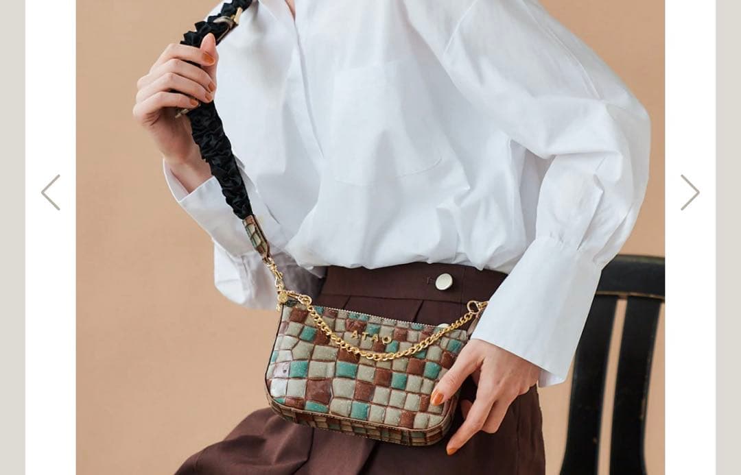 未使用に近い☆アタオ 純喫茶アメリ レトロ ミニバッグ アドリアエメラルド