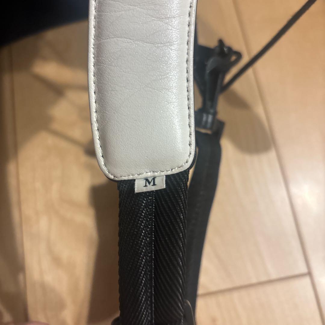 サックスストラップ Mサイズ ブラック ブレステイキング