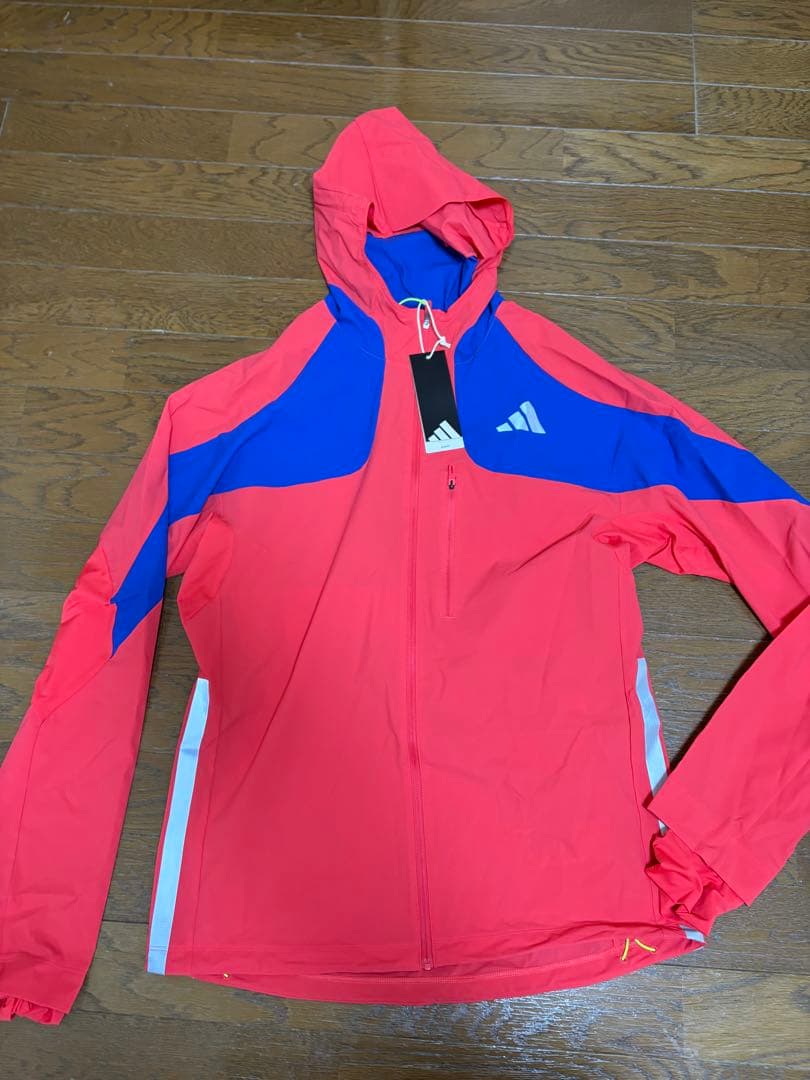 adidas ランニングジャケット　アディゼロ　アディオスプロ　タクミセン
