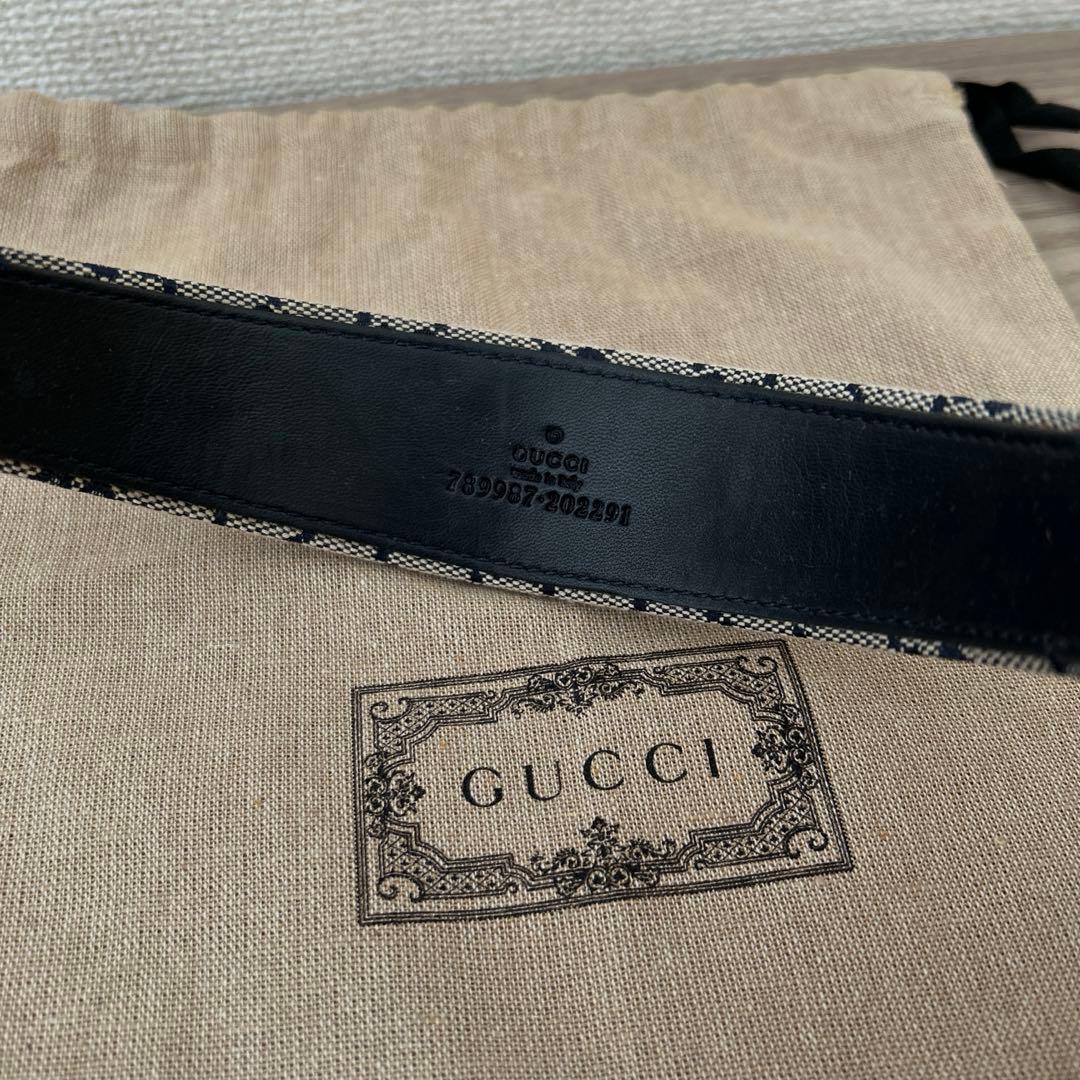 GUCCI カチューシャ GG キャンバス ヘアバンド