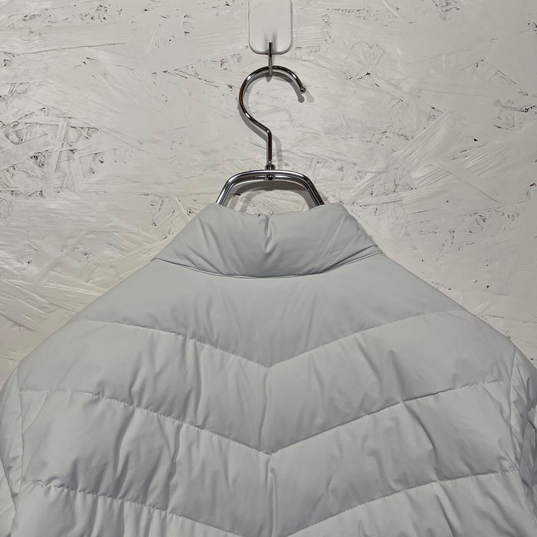 ゴルフウェア【TaylorMade】ダウンジャケット　白　M