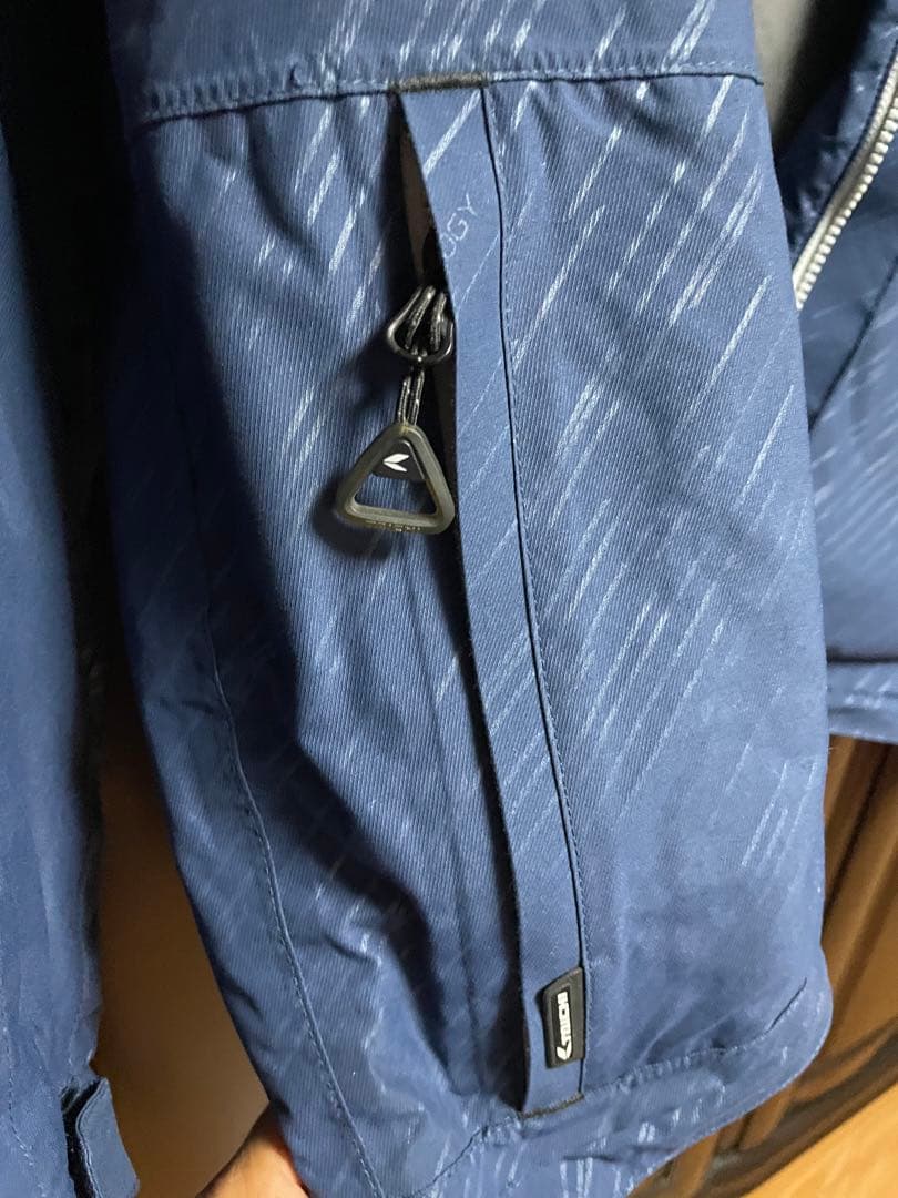 誠に申し訳ございませんがToshiki様がご購入されました。