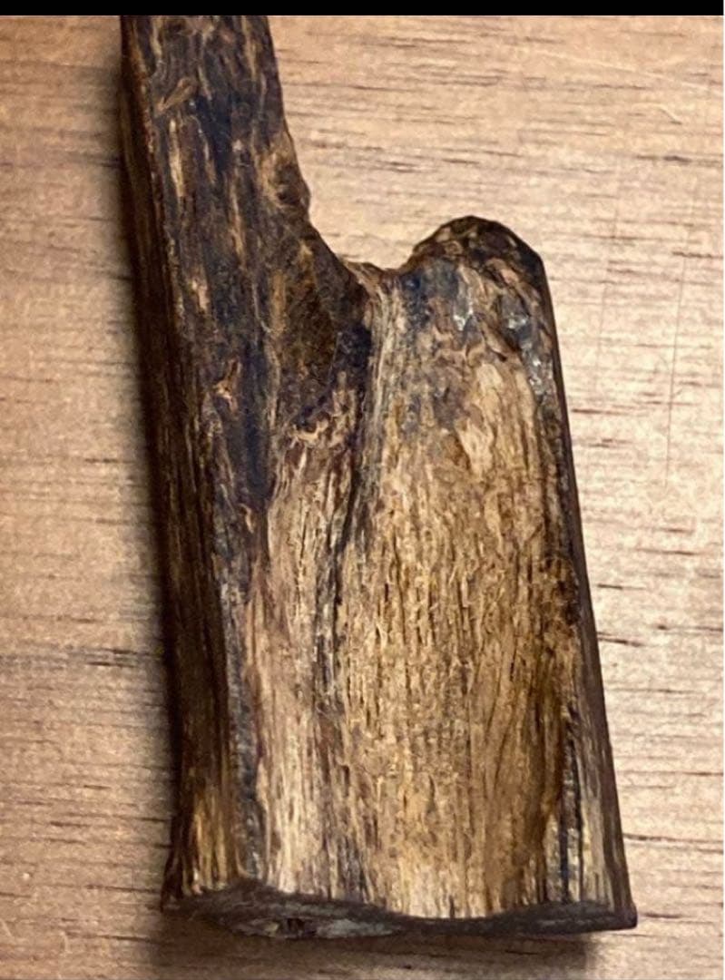 沈水　沈香　香木　タニ　極上　 3.3g