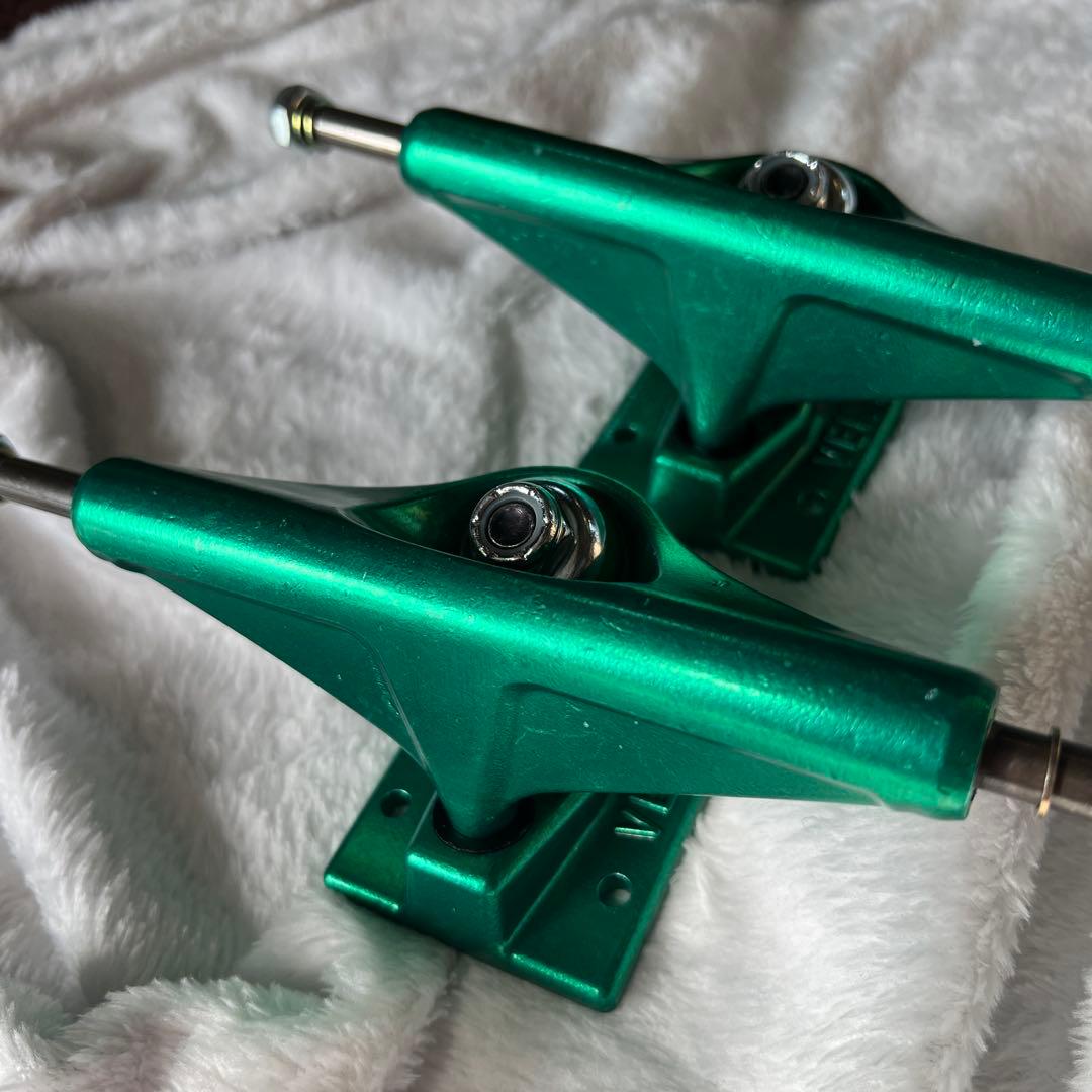 Venture Trucks ANODIZED 5.2HI 定価¥9460