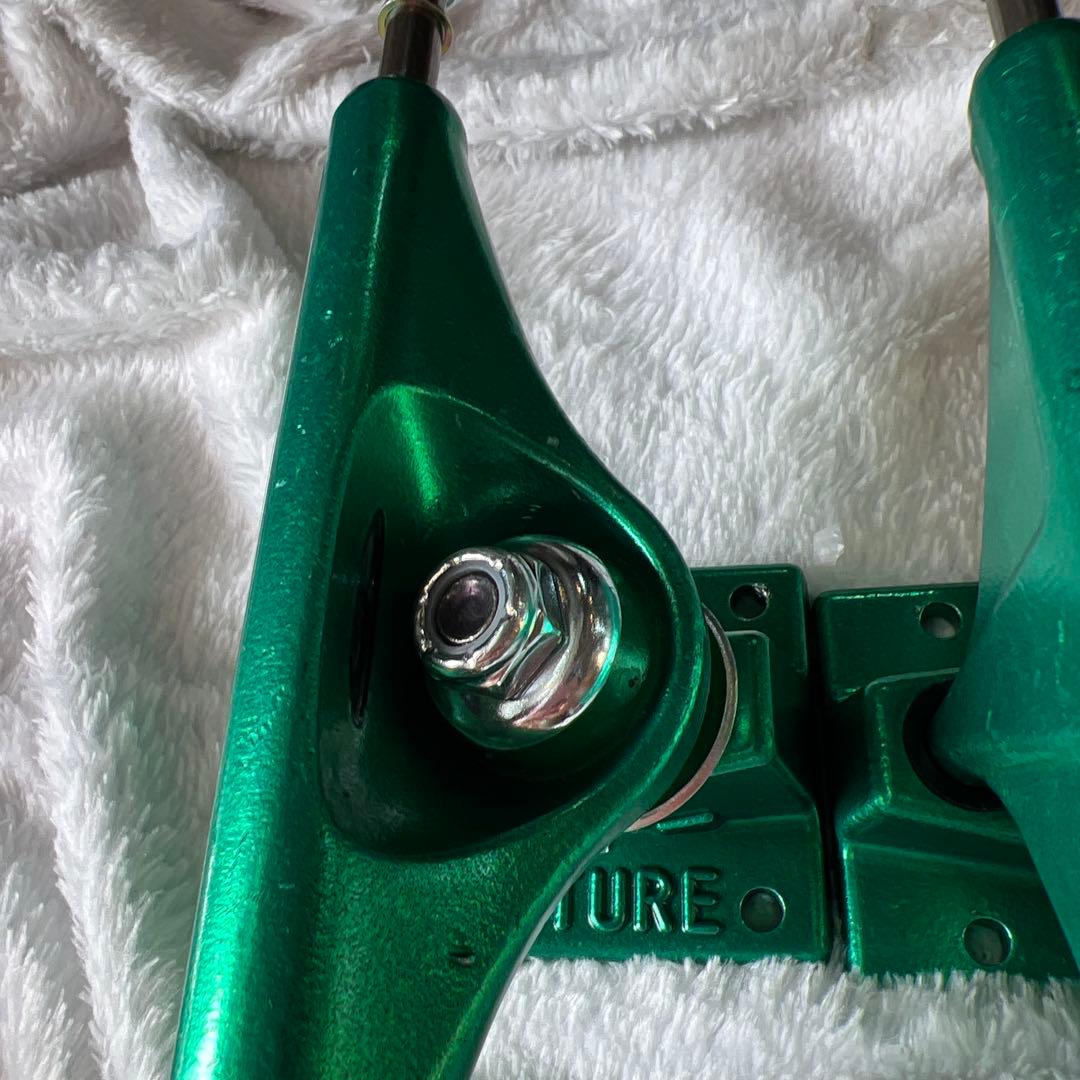 Venture Trucks ANODIZED 5.2HI 定価¥9460