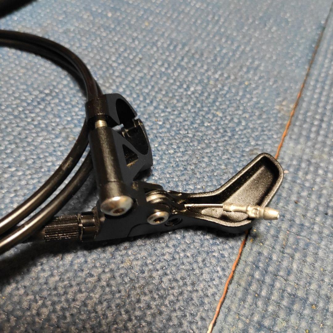 Ascend シートポスト seat clamp