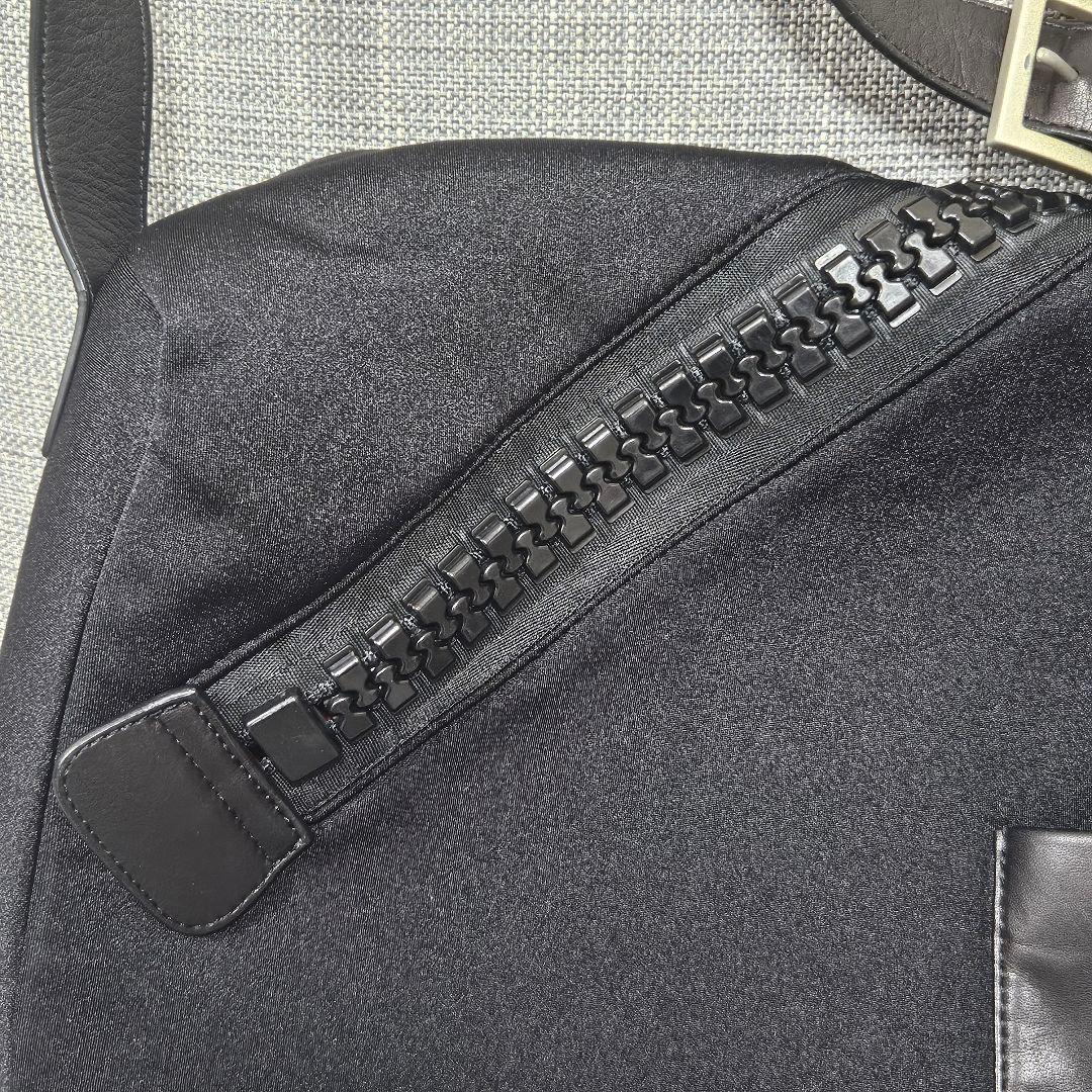 サンタ様専用】カワカワ ビッグファスナー ショルダーバッグ ナイロン