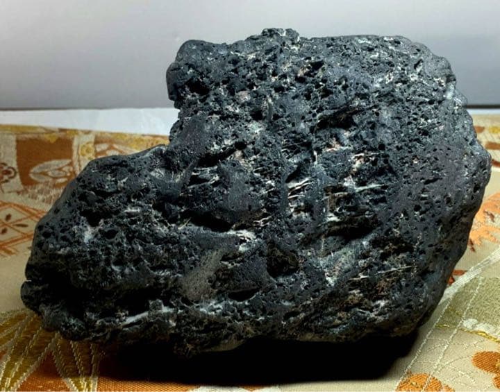 3933 加茂川巣立石 平成与十郎石 桐箱付き 有沢一幸氏作