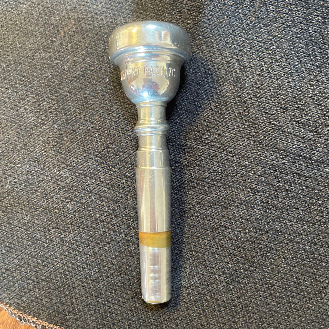 Bach トランペットTR200本体 ケースメトロノーム付き