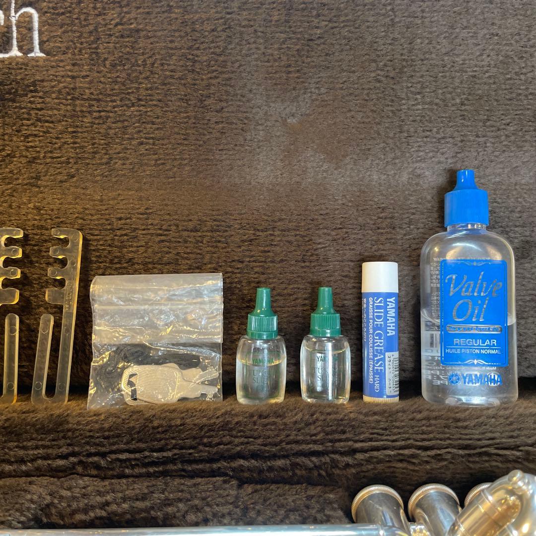 Bach トランペットTR200本体 ケースメトロノーム付き