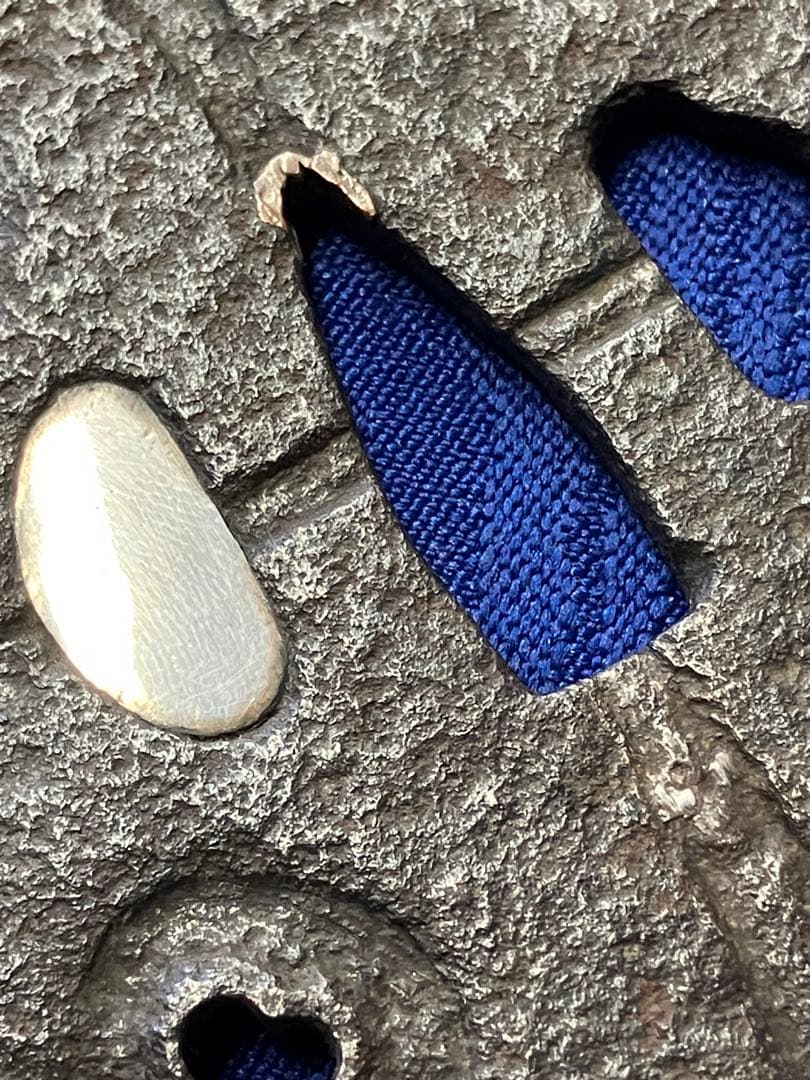 太刀鍔　鍔　日本刀　時代物　銀象嵌　鉄鍔