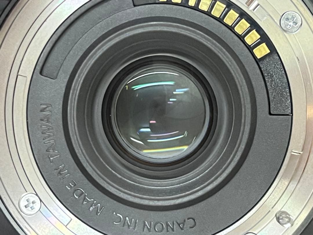 キヤノン　CANON LENS EF-M 22mm 1:2 STM