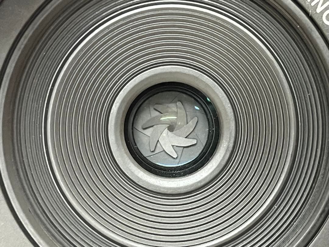 キヤノン　CANON LENS EF-M 22mm 1:2 STM