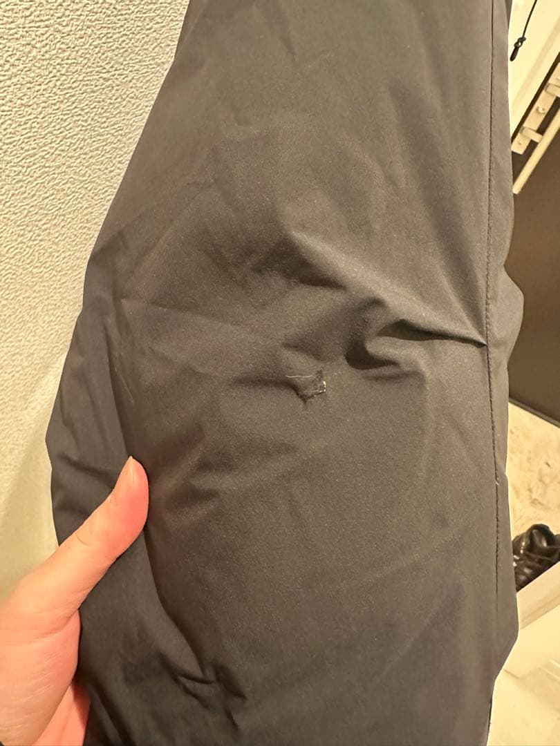 DAIWA PIER39 GORETEX DOWN JACKET 腕に傷あり