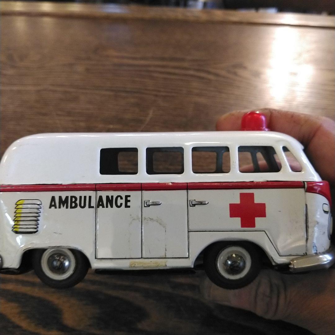 VW VOLKSWAGEN MADE IN JAPAN ブリキ救急車 美品