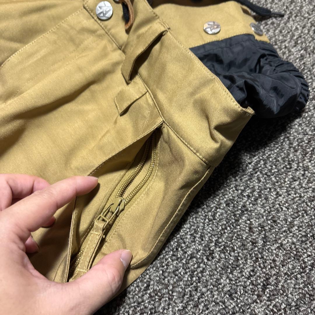 AA HARDWEARベージュ スノーボードパンツ