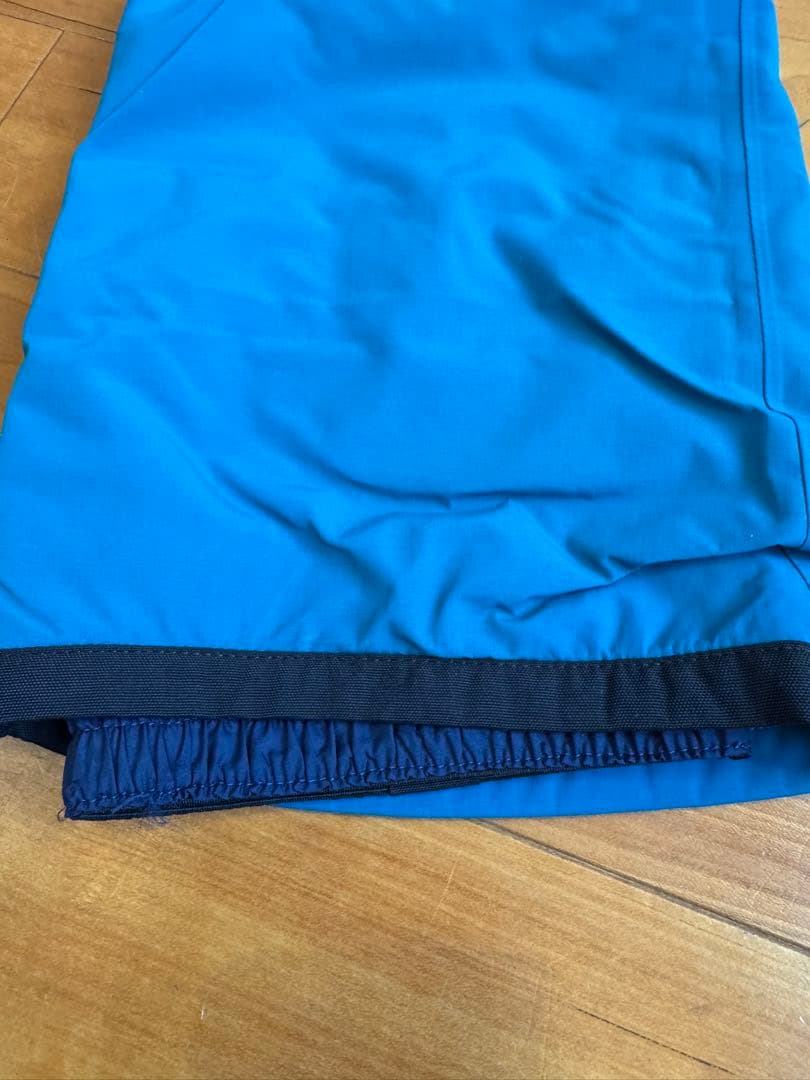 BURTON スノーボードパンツ　キッズMサイズ