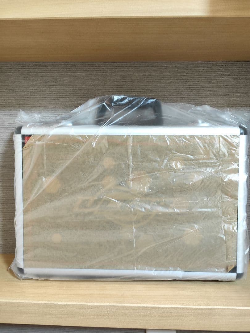 完全新品未開封DREAMBOX ベイブレードX ケース 中サイズ ロゴプレート