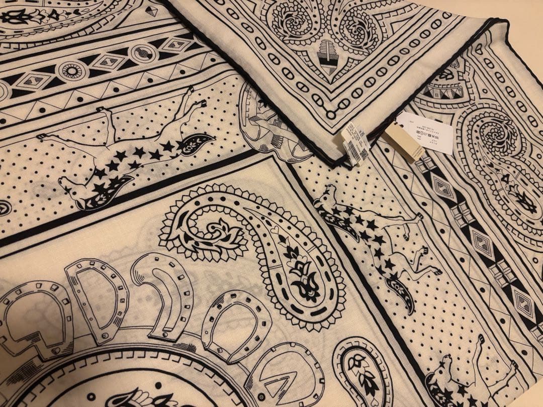 明日まで価格　エルメス　カシミヤシルク 140 シュヴァル・ドゥクール　白黒