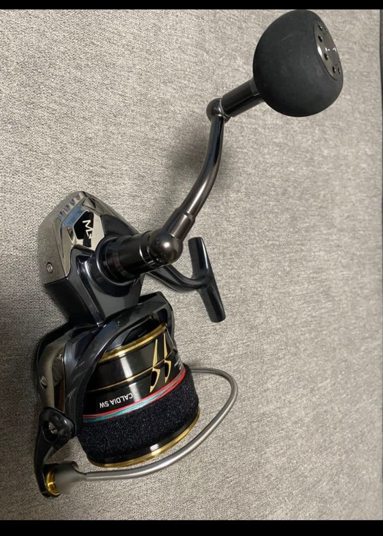 スピニングリール ブラック/ゴールド