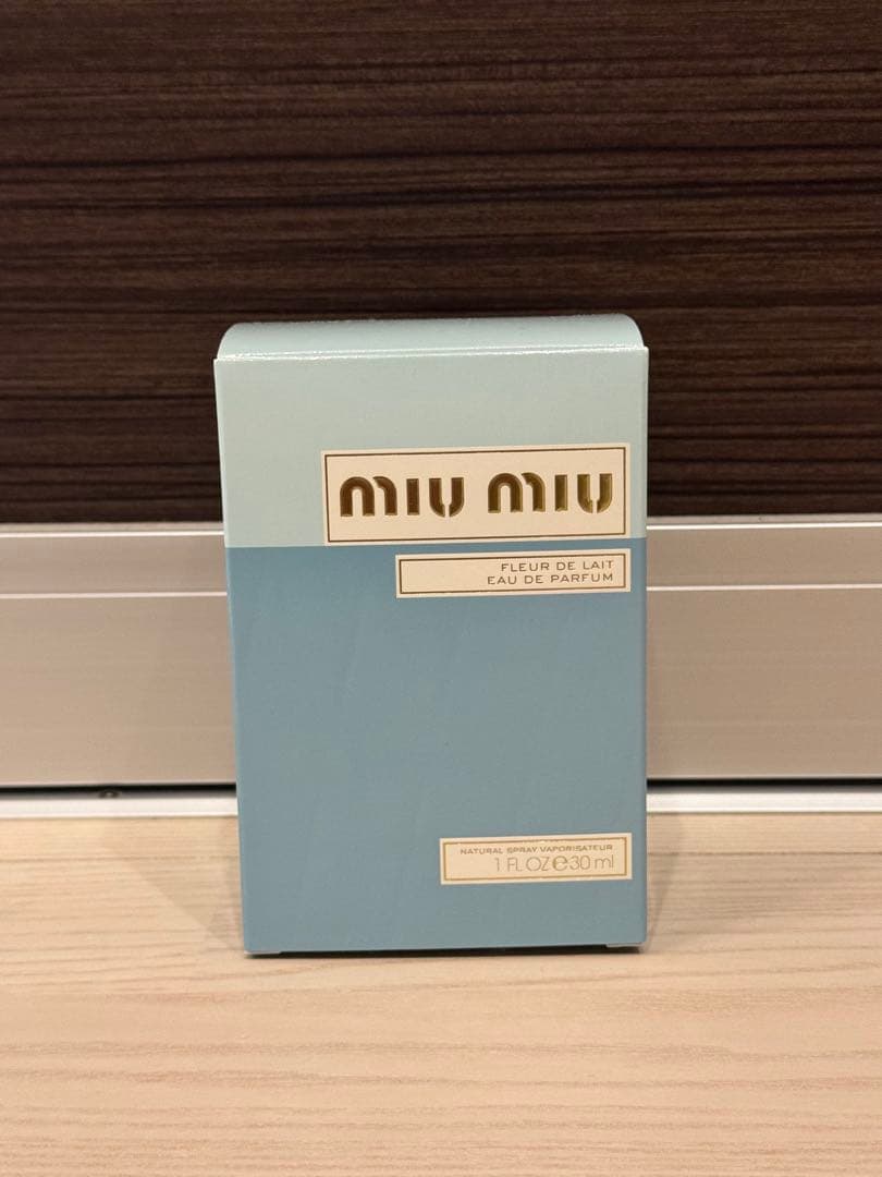 miumiu 香水　フルール ドゥ レ オードパルファム