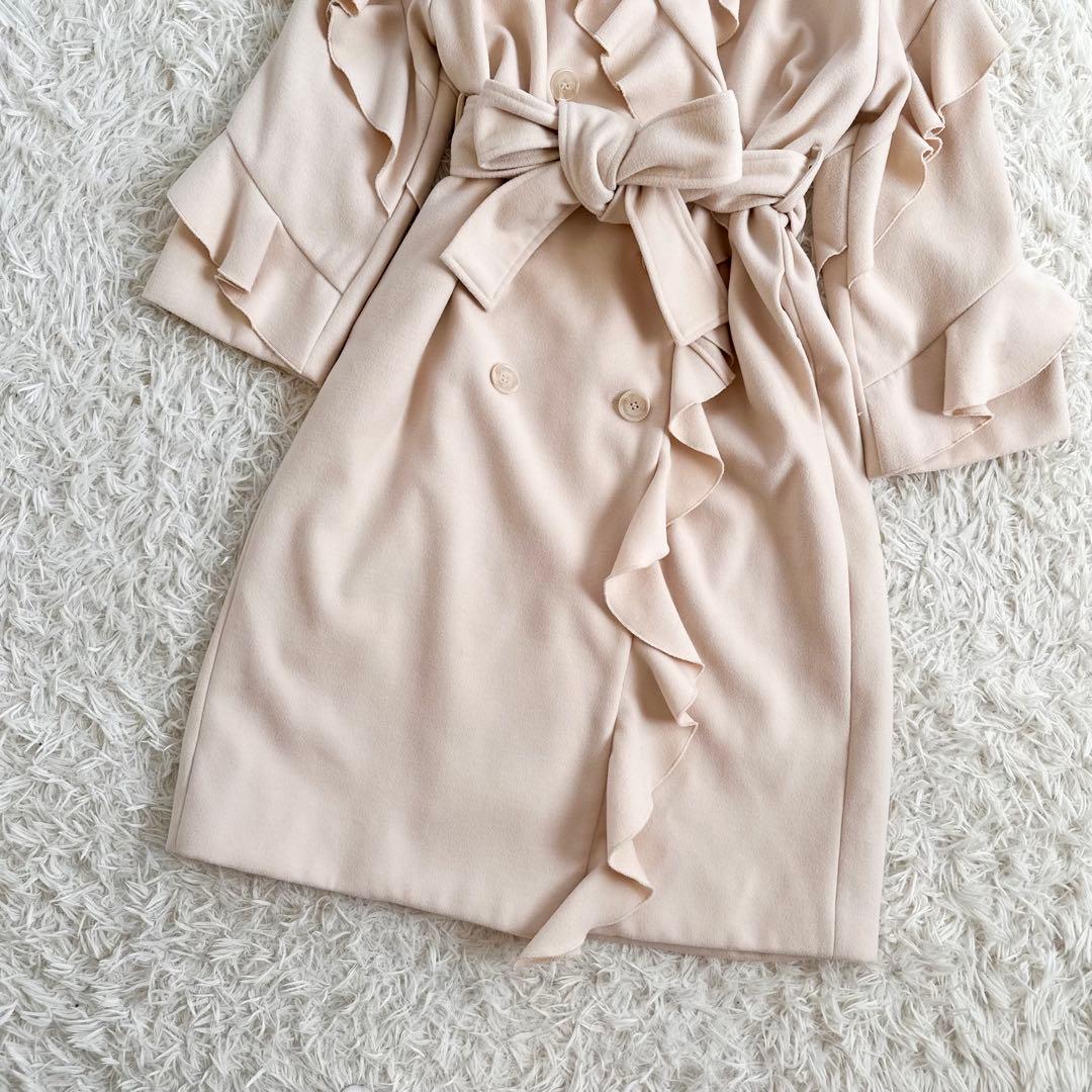 【着用短時間3.4回】エステラケー　フリルベルテッドコート　ホワイト